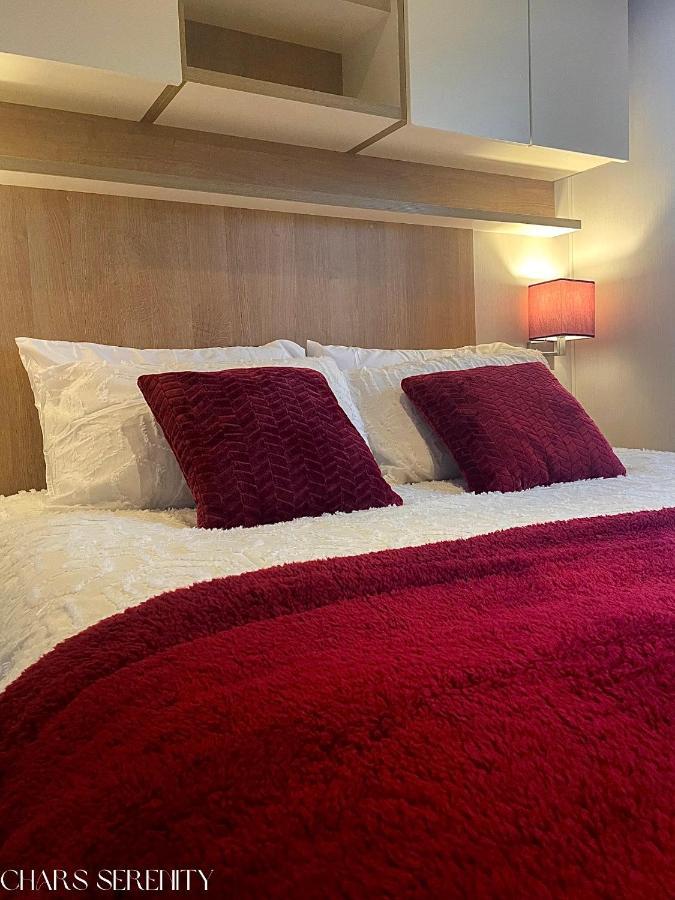 Lovely Holiday Home At Lyons Caravan Park! Prestatyn Dış mekan fotoğraf
